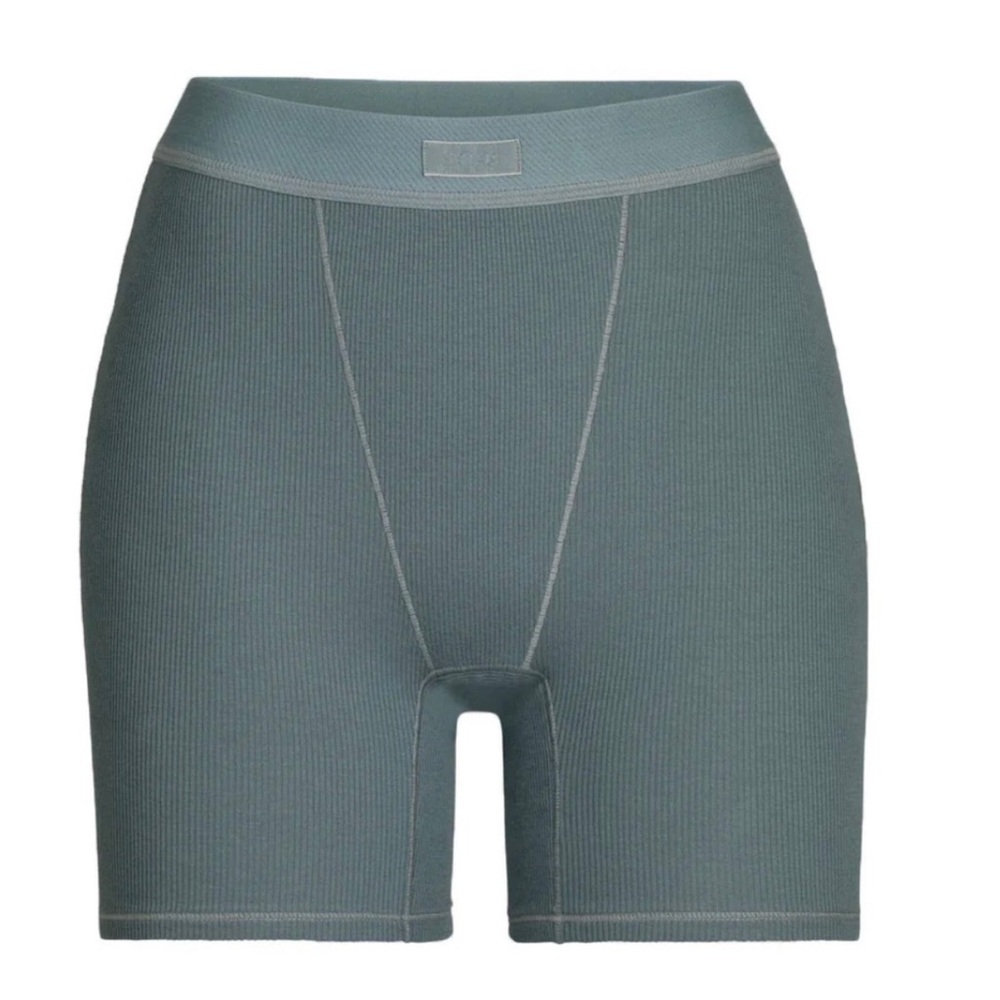 Skims Cotton Rib Boxer Shorts “Kyanite”